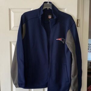 NFL New England Patriots Logo Patch Jacket/ sweater  in Dark Blue size XL NWT